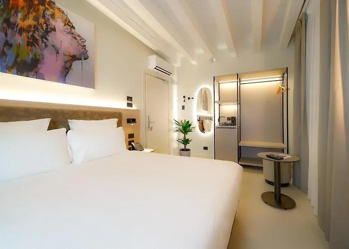 21 בית הארחה 4*